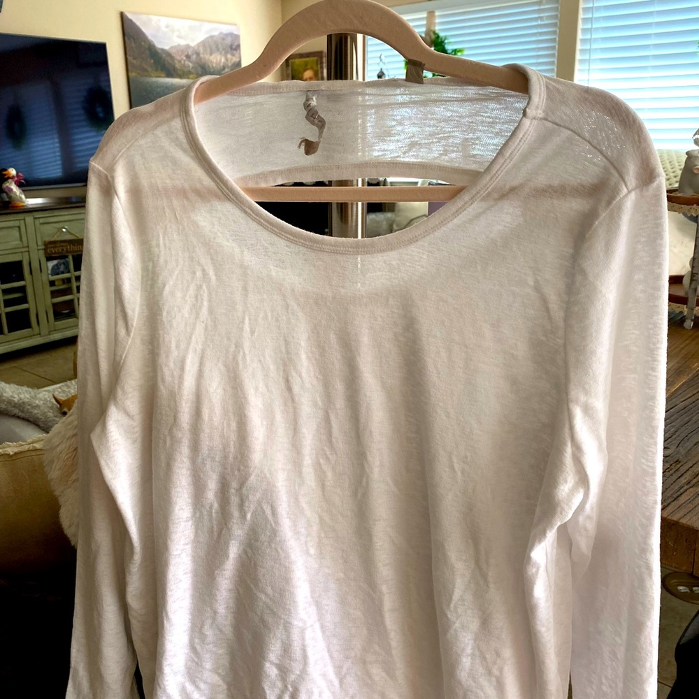 Athleta long sleeve T-shirt